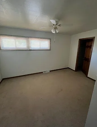 121 Woodview Dr — Photo 7
