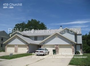 463 NE Churchill St, Lees Summit, MO 64086