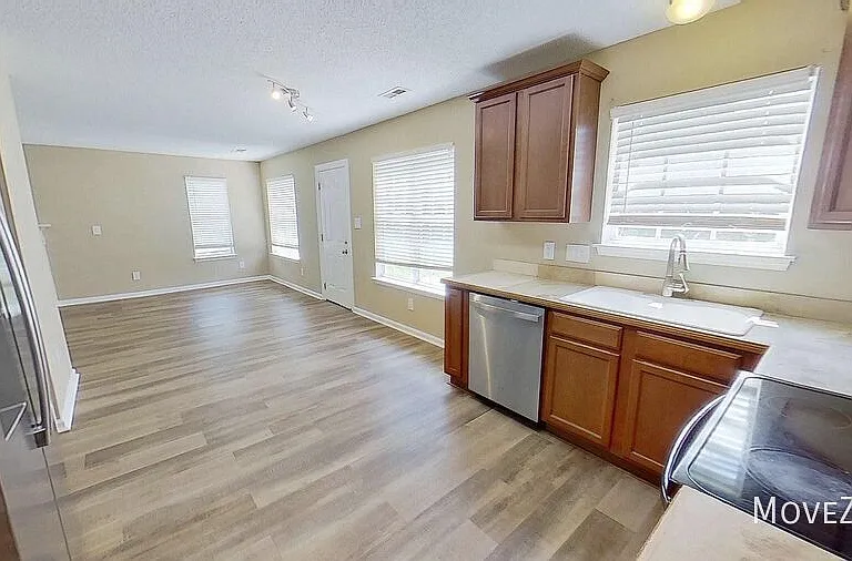 13531 Willow Falls Rd — Photo 30