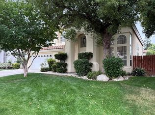 8715 Beau Maison Way, Bakersfield, CA 93311