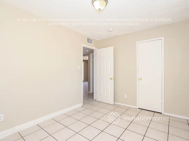 3712 W Catalina Dr — Photo 12