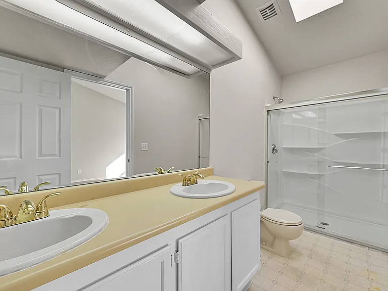 3026 W Prentice Ave #J — Photo 19