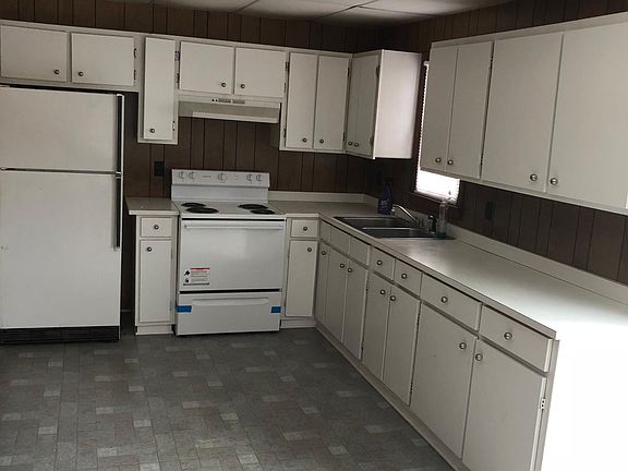 3rd image of 4317 Arendell St