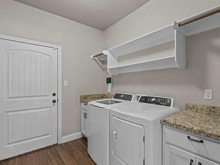 49 Berkshire Cir — Photo 18