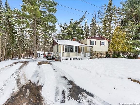 2nd image of 64 Maple St