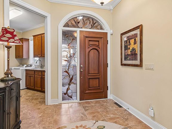 5th image of 17738 Landmark Ct