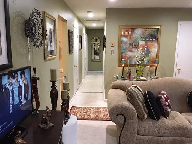 5411 Seminary Ave — Photo 30