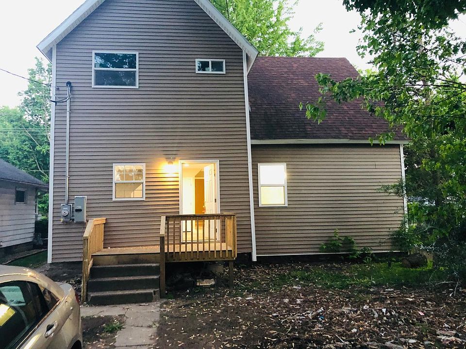 1st image of 1523 Elwood Ave