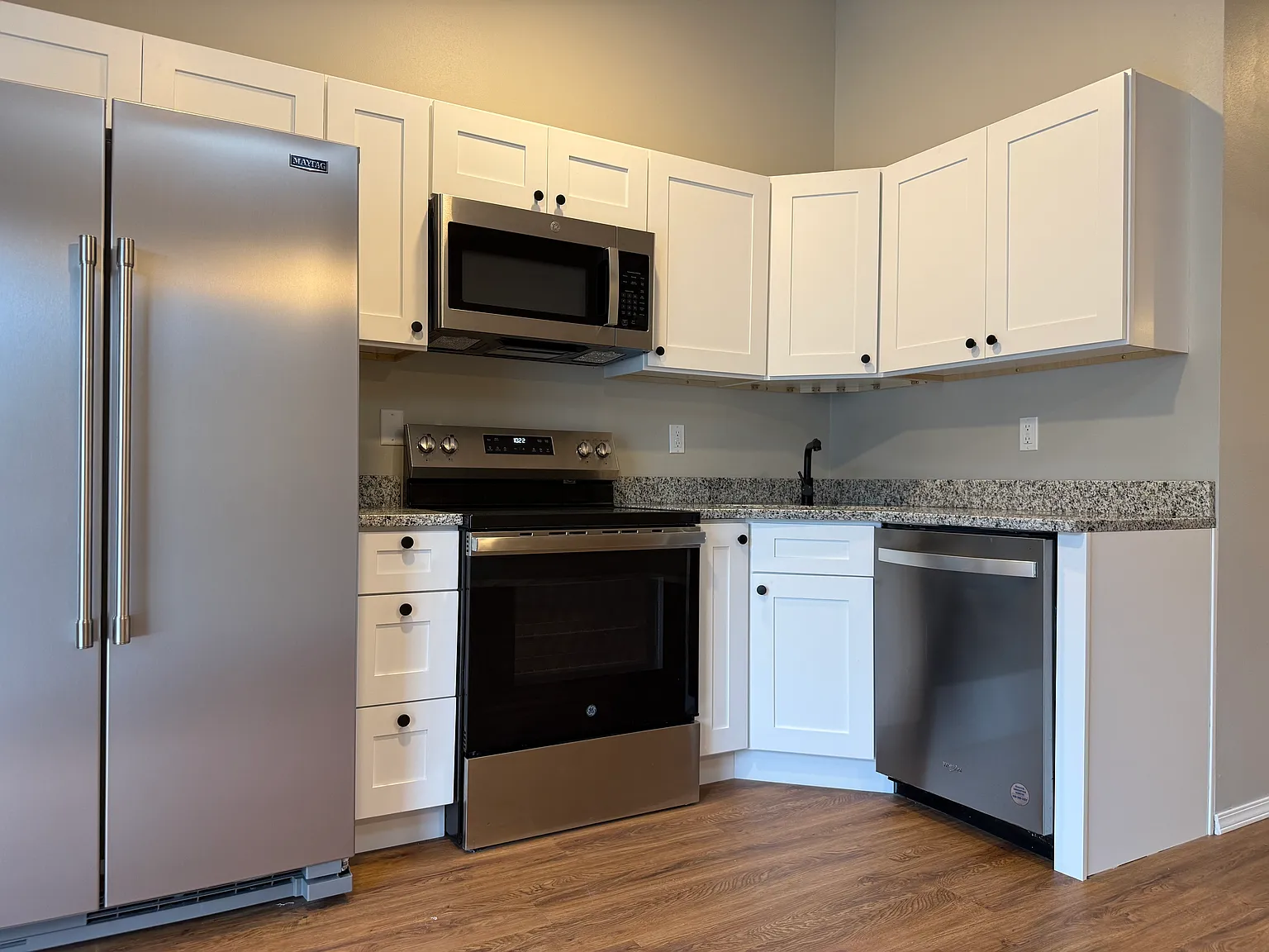 8347 Delta Dr — Photo 3