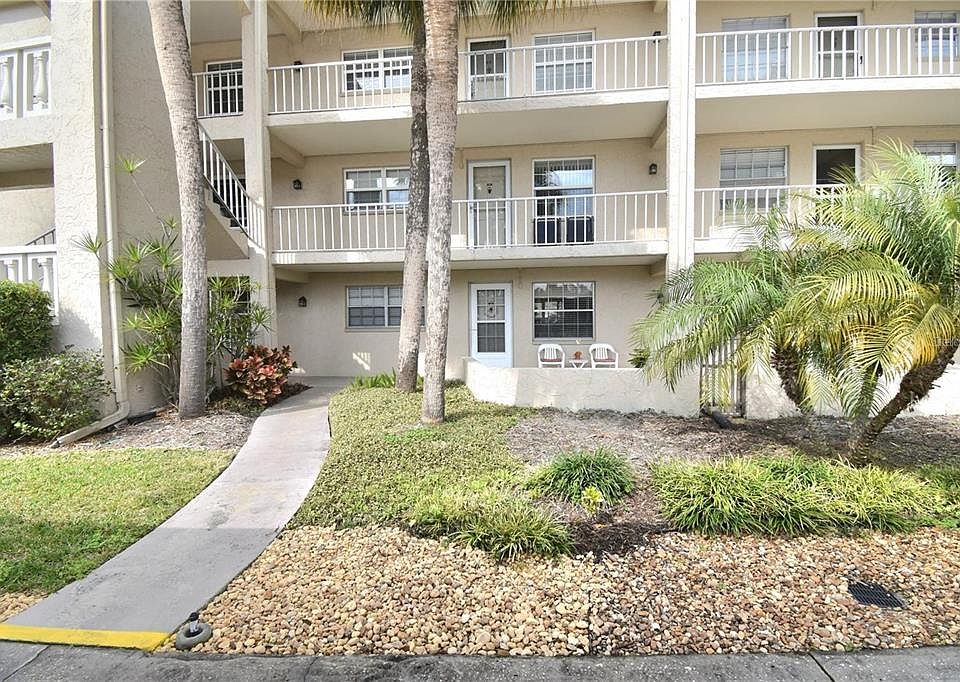 1st image of 936 VIRGINIA STREET #102
