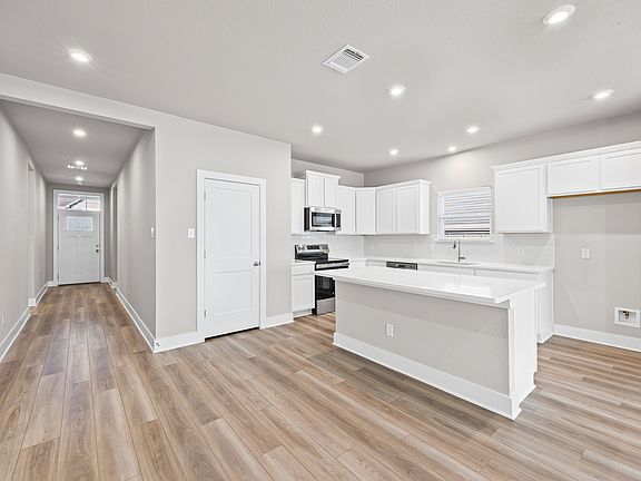 3rd image of 2025 Zabcikville Dr