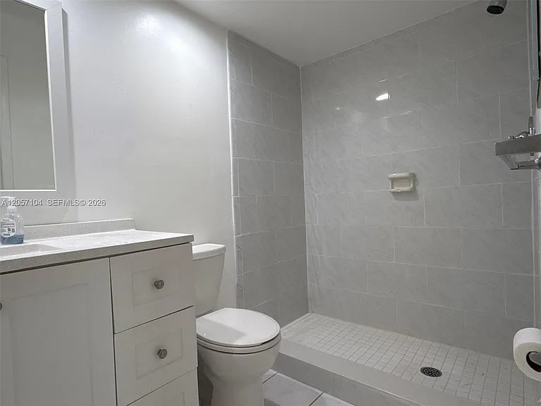 1071 Windward Dr #0 — Photo 21