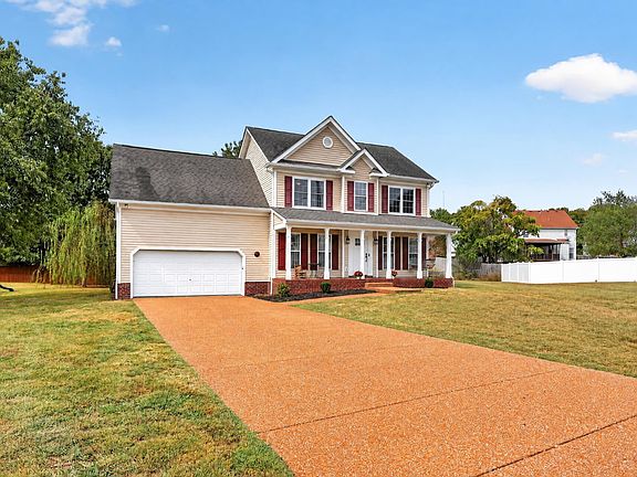 3rd image of 2612 Mercer Pl