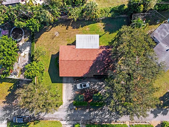 2nd image of 15100 Jamaica Drive