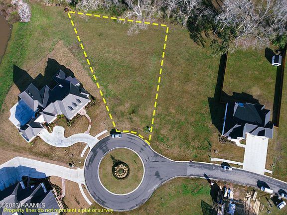 2nd image of 126 Belle Vie Estates Ct