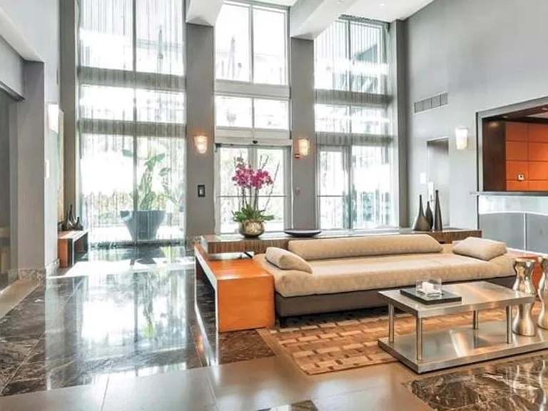9401 Collins Ave #402 — Photo 4