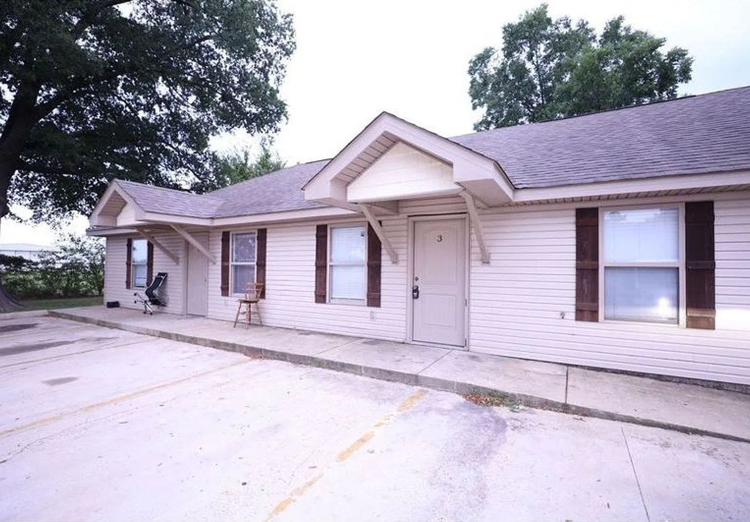 1716 Arch Street — Photo 1