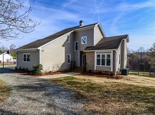 7560 Crestwood Dr, Kannapolis, NC 28081