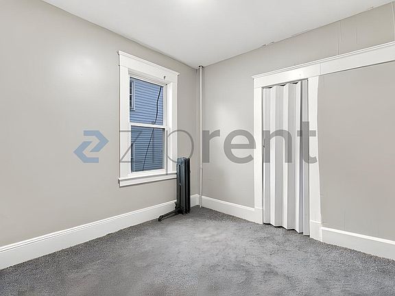 2nd image of 42 John St