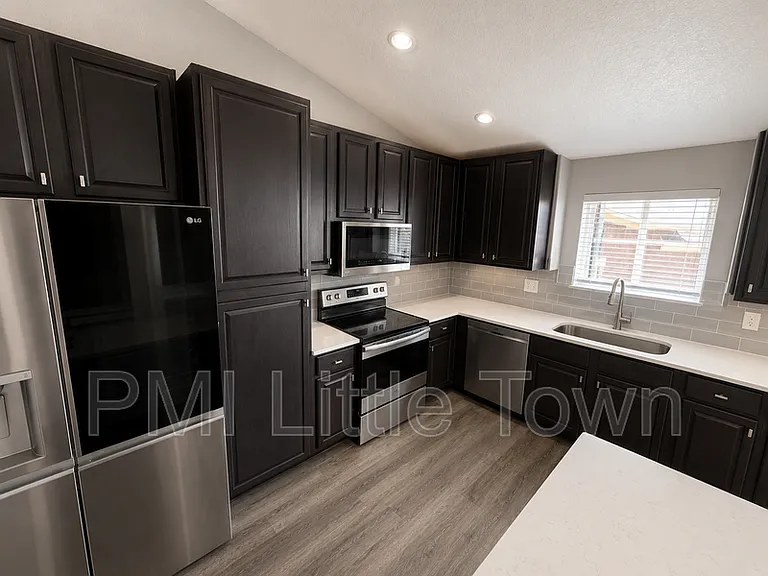 4464 Copeland Loop #204 — Photo 5