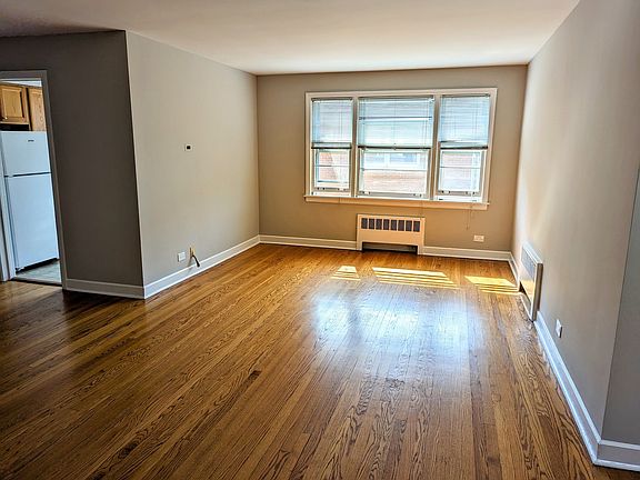 4th image of 1535 William St APT 2E