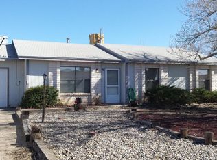 884 Osceola Rd SE, Rio Rancho, NM 87124