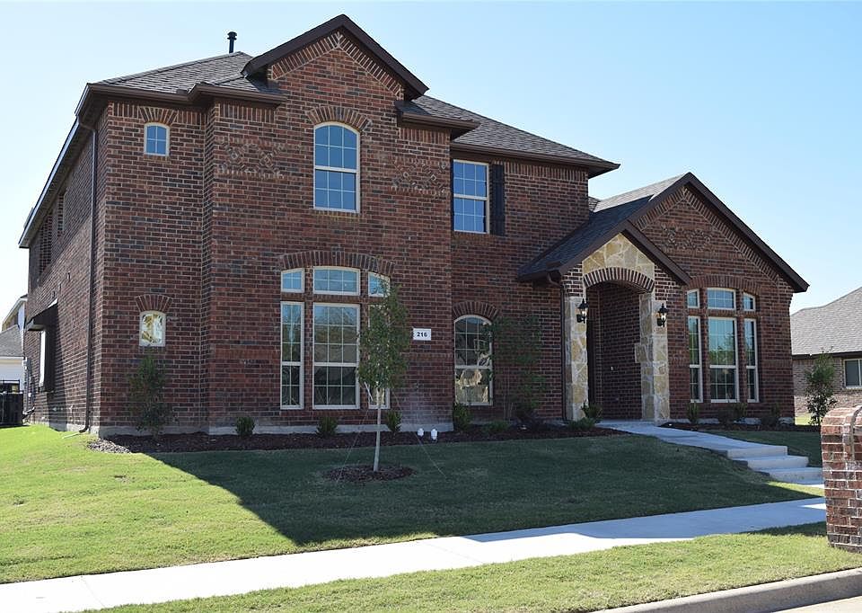 1st image of 213 Brighton Dr