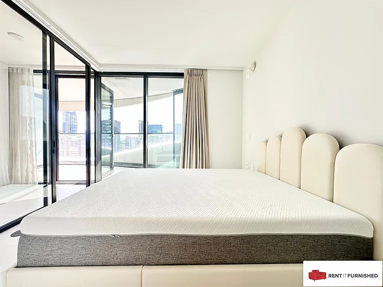1033 Nelson St #1901 — Photo 11
