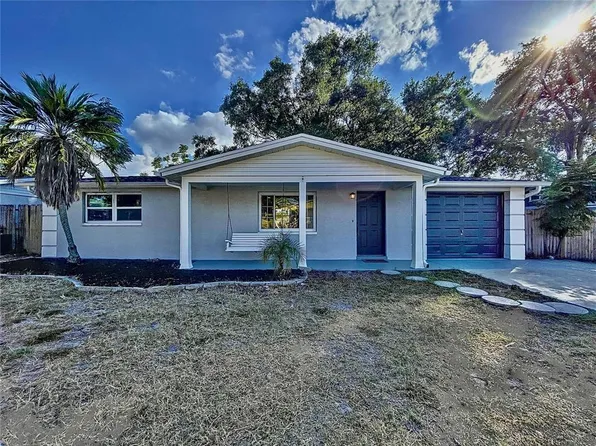 5046 Valimor Dr, Holiday, FL 34690