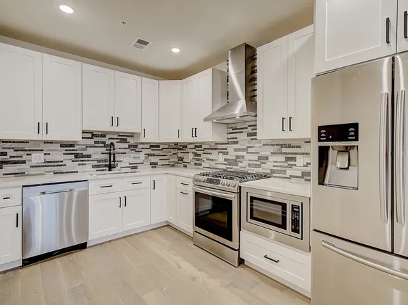 728 S 10th St #2, Philadelphia, PA 19147