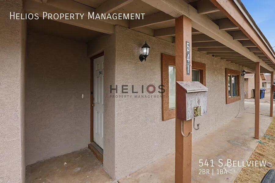 Building Photo - 541 S Bellview