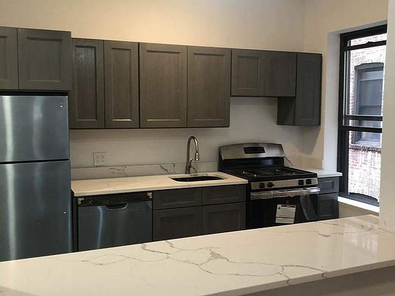 2nd image of 4526 44th St APT 4C