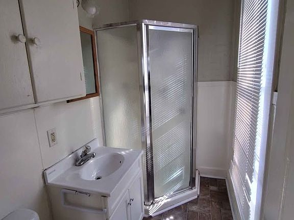 3rd image of 213 W Sycamore St #215