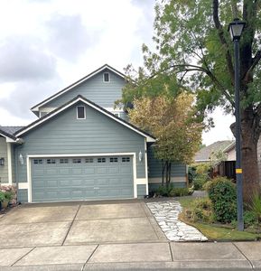 2770 Parkwood Village Ln, Central Pt, OR, 97502