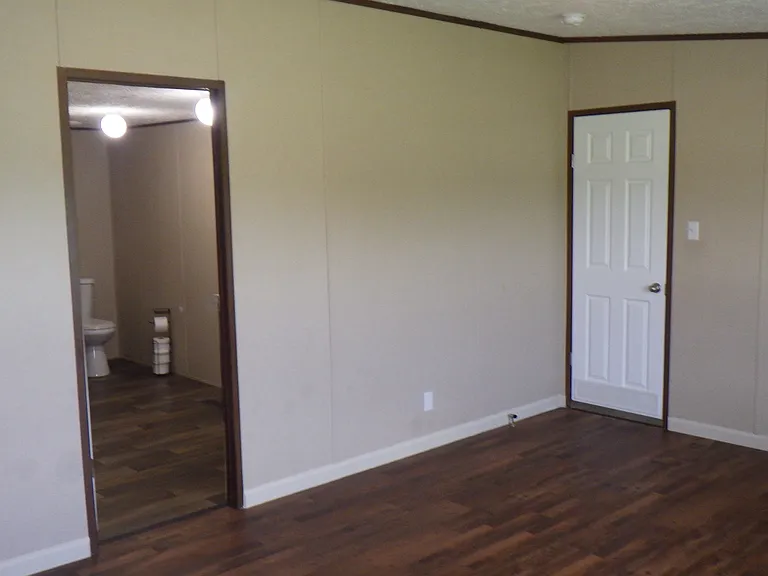 925 Bakers Chapel Rd — Photo 7