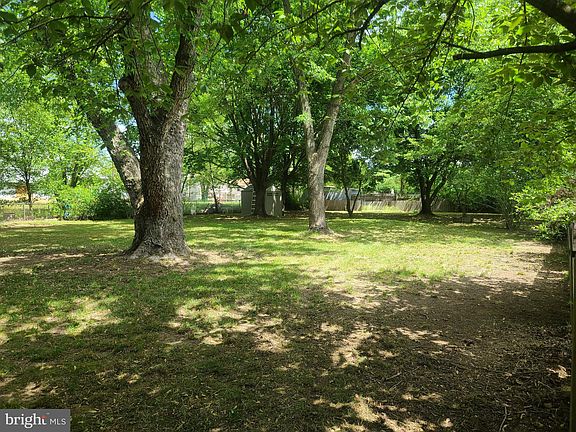 4th image of 3041 Athens Way