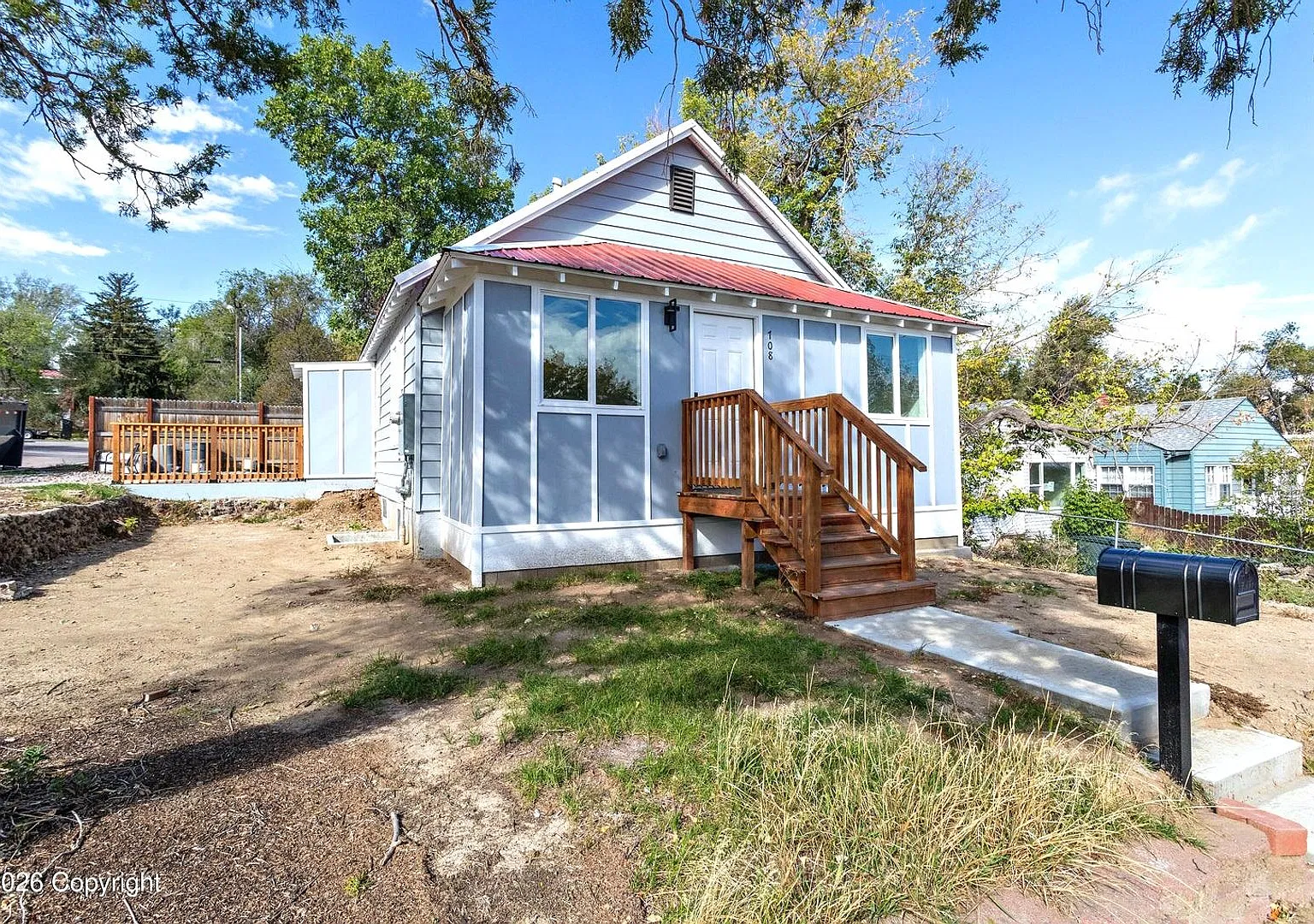 3 Bedroom 2.5 Bathroom Downtown Home For Rent — Photo 3