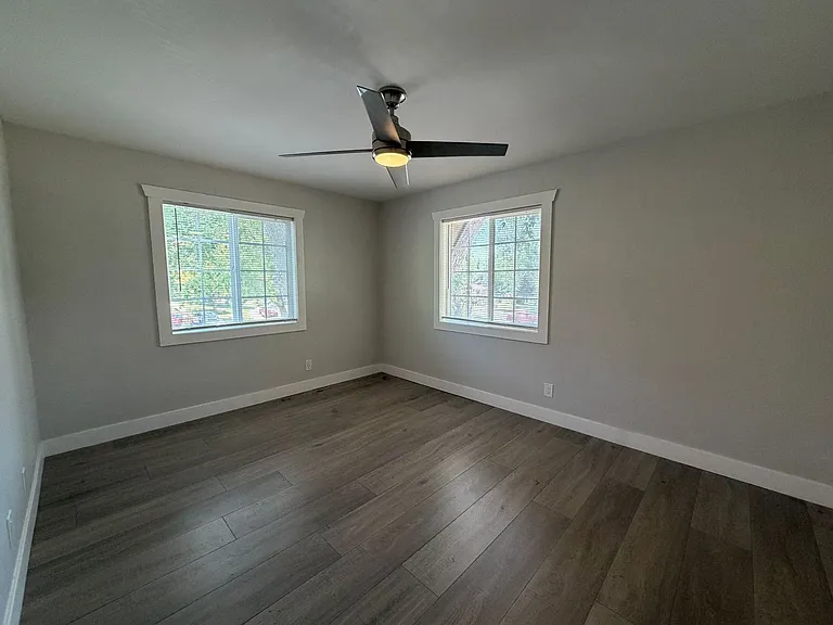 3250 Oneal Cir #B25 — Photo 9