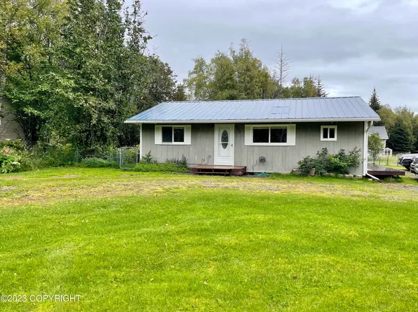 4916 Clover Ln, Homer, AK 99603