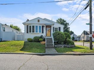 59 Waite St, Providence, RI 02908
