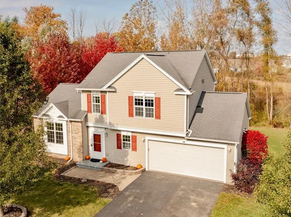 14 Eastview Commons Rd, Rochester, NY 14624