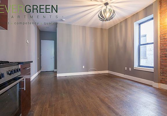 2nd image of 119 Linden St APT 11A
