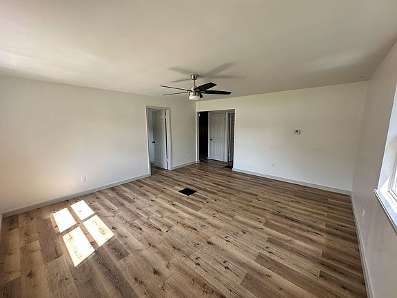 2nd image of 603 Donnelly Ave