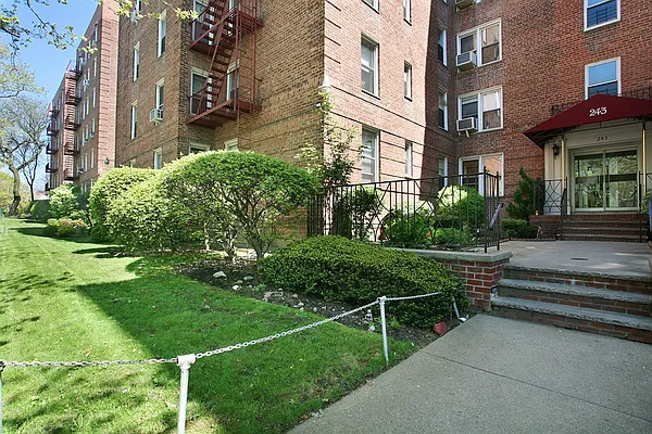 Sold by Corcoran | media 3