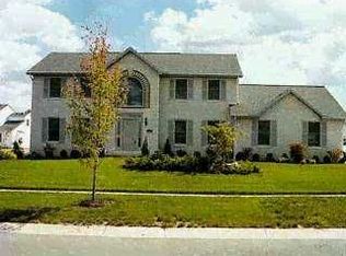 5920 E Cobblestones Ln, Sylvania, OH 43560