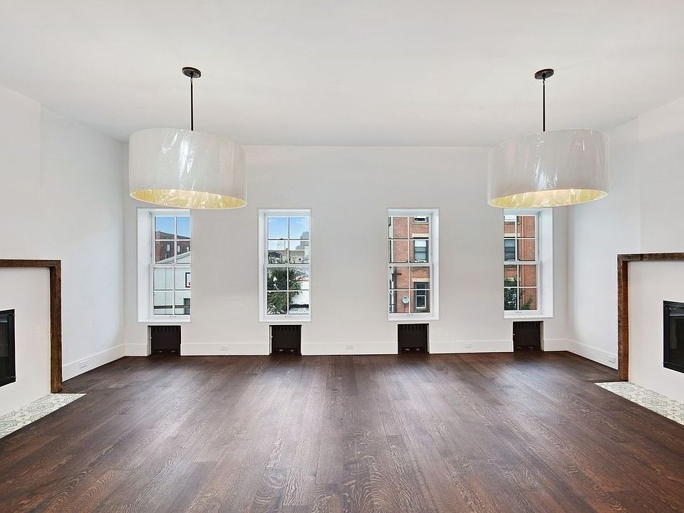 1st image of 146 8th St #2