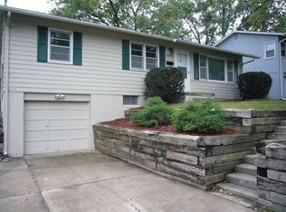 6803 Ogden St, Omaha, NE 68104