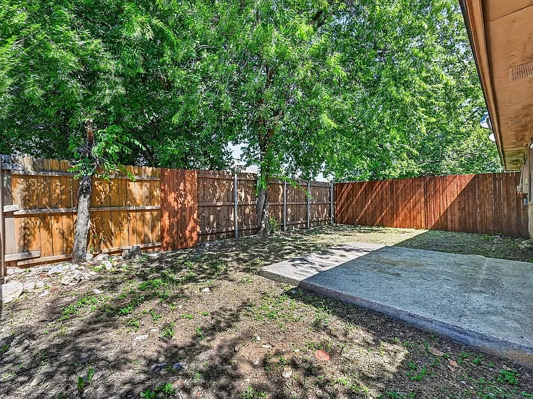 6706 S Creek Dr — Photo 15