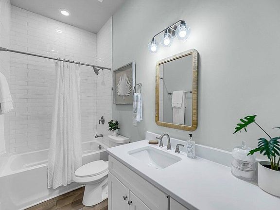 4th image of 7612 Indigo Palms Way