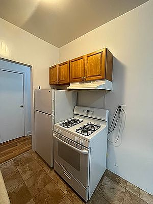 3rd image of 8602 Fort Hamilton Pkwy Floor 3